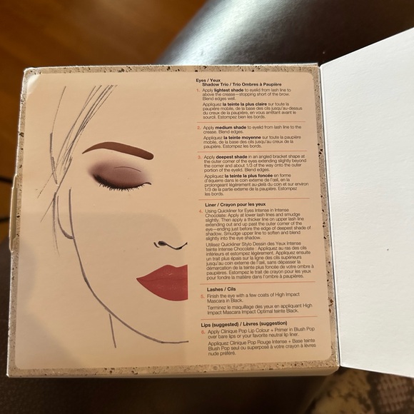 CLINIQUE Full Face Forward Nude Mood Makeup 5 Piece Set - Picture 10 of 11